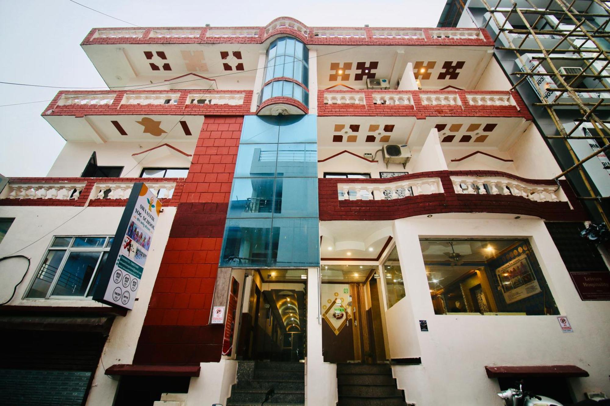 Sattva Cafe And Motel Rishīkesh Eksteriør bilde